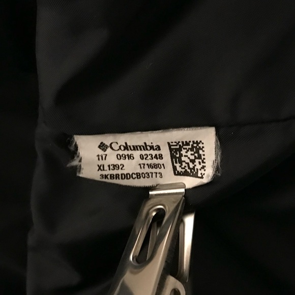 Columbia Women's M Charcoal Gray Zip Up Quilted Puffer Vest with pockets in EUC - Picture 16 of 16